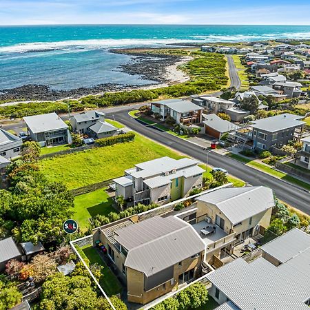 Tides Port Fairy Apartment Bagian luar foto