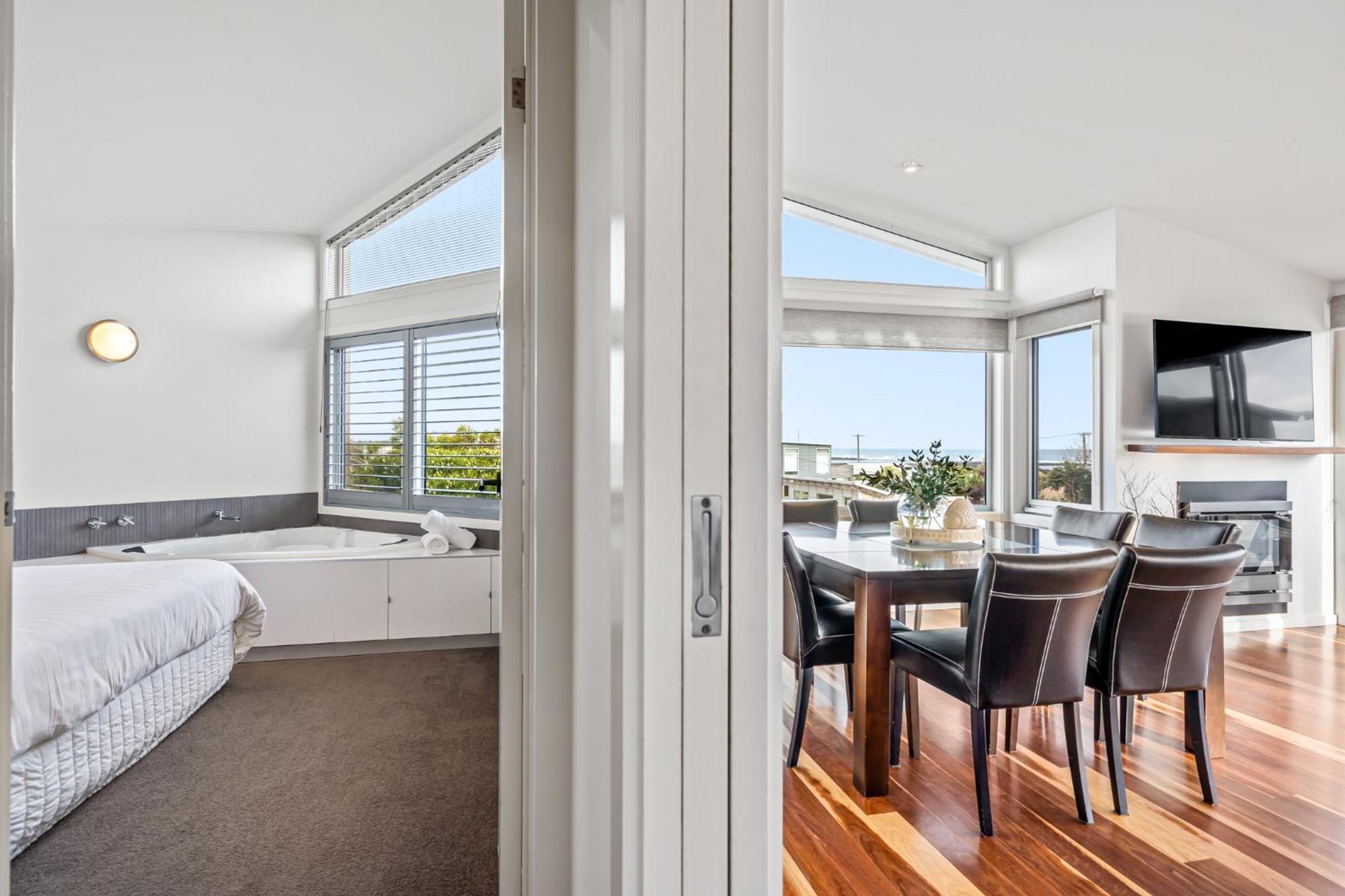 Tides Port Fairy Apartment Bagian luar foto