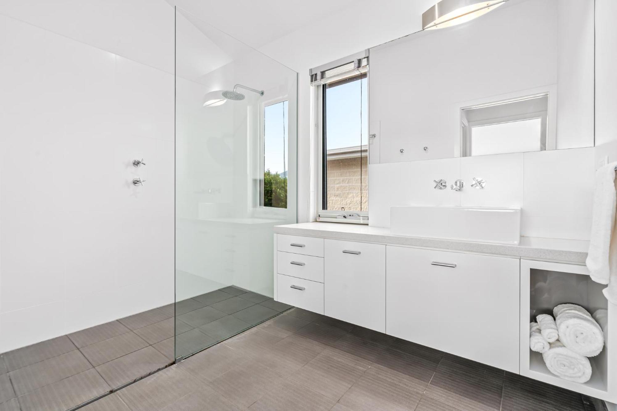 Tides Port Fairy Apartment Bagian luar foto